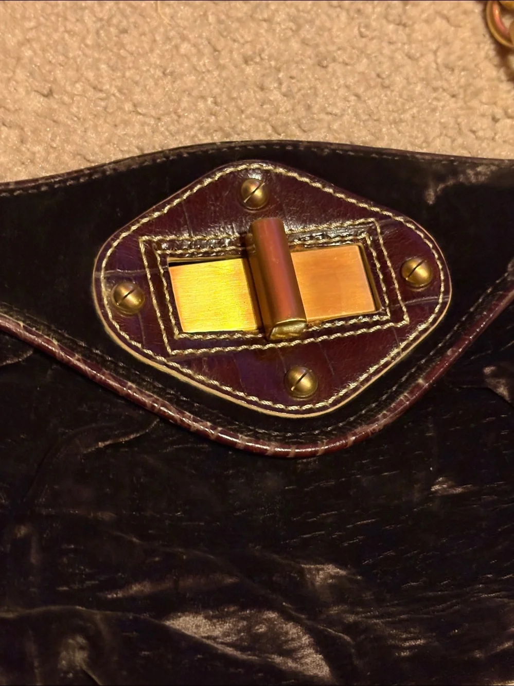 Elegant Brown Velvet Shoulder Bag with Gold Chain Accent